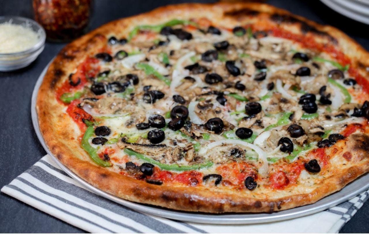 Order CLASSIC VEGGIE 14" - CLASSIC VEGGIE 14" food online from Patxi Pizza store, Campbell on bringmethat.com