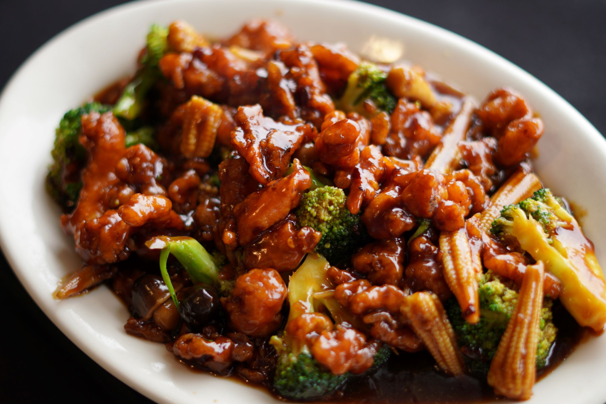 Order General Tso's Chicken food online from Lakeville Chinese Restaurant store, Lakeville on bringmethat.com