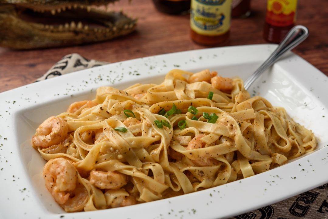 Order Large Shrimp Fettuccine food online from Buzzard Billy store, Lincoln on bringmethat.com