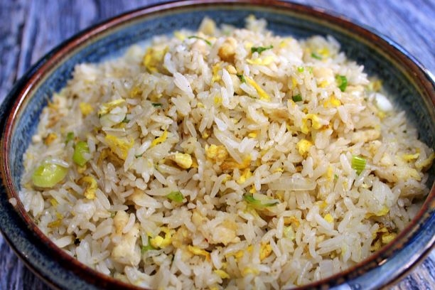 Order 咸魚雞炒飯 Chinese Anchovy & Chicken Fried Rice food online from Phoenix Wings store, Garden Grove on bringmethat.com