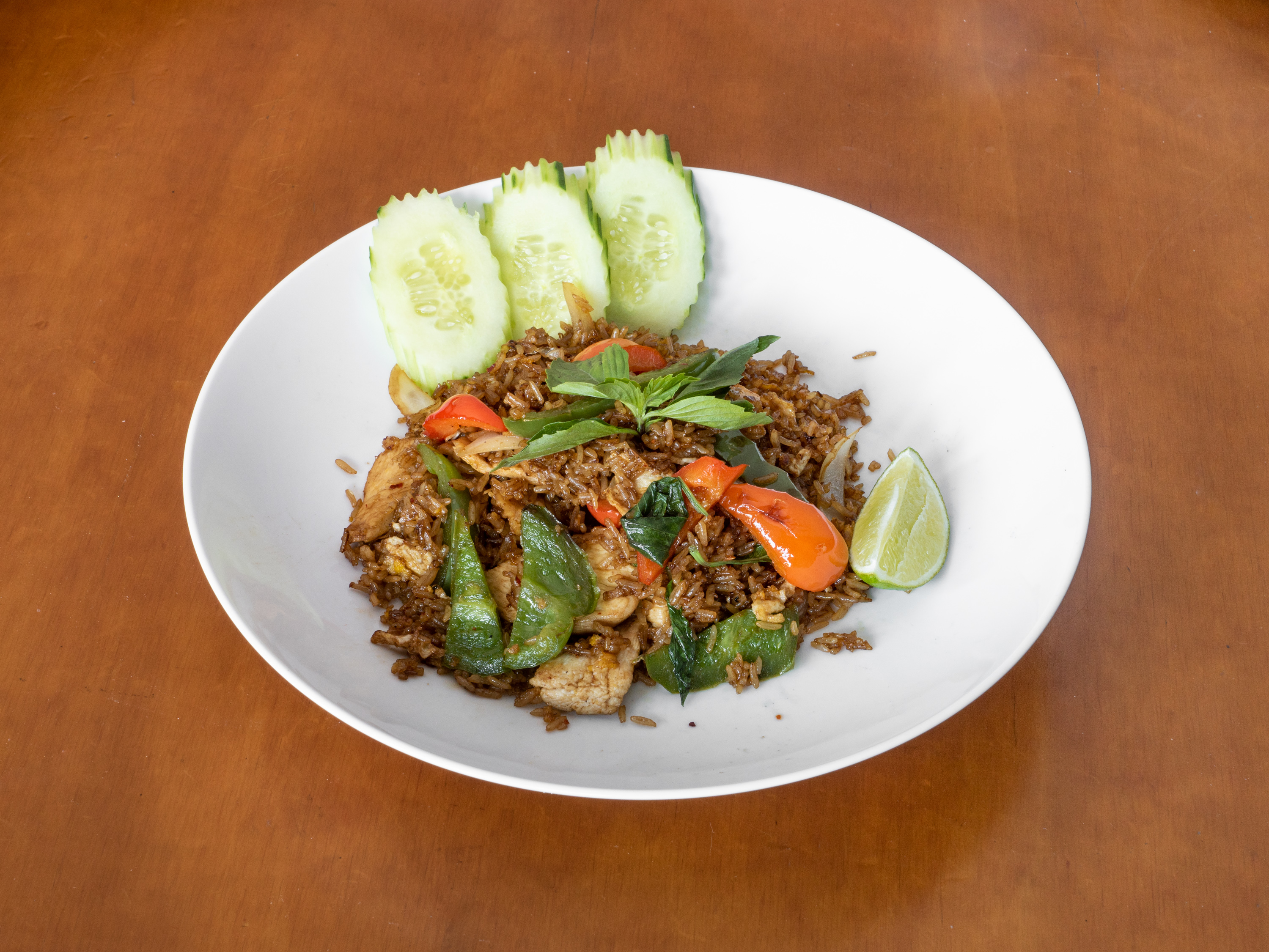 Order Spicy Basil Beef Fried Rice food online from Mango Thai Restaurant store, Saint Paul on bringmethat.com