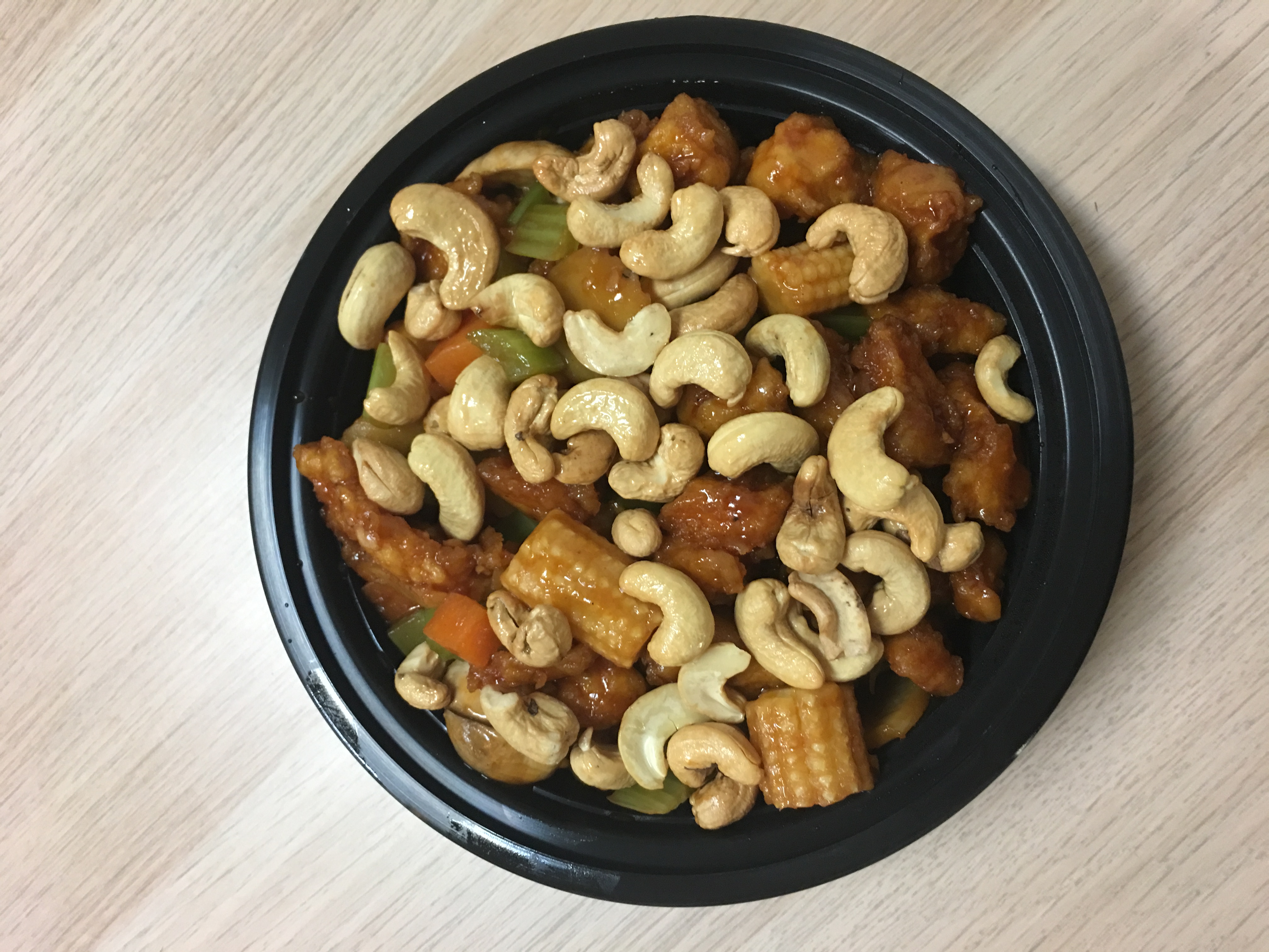Order 41. Dinner Chicken with Cashew Nuts food online from China Express store, Arlington on bringmethat.com