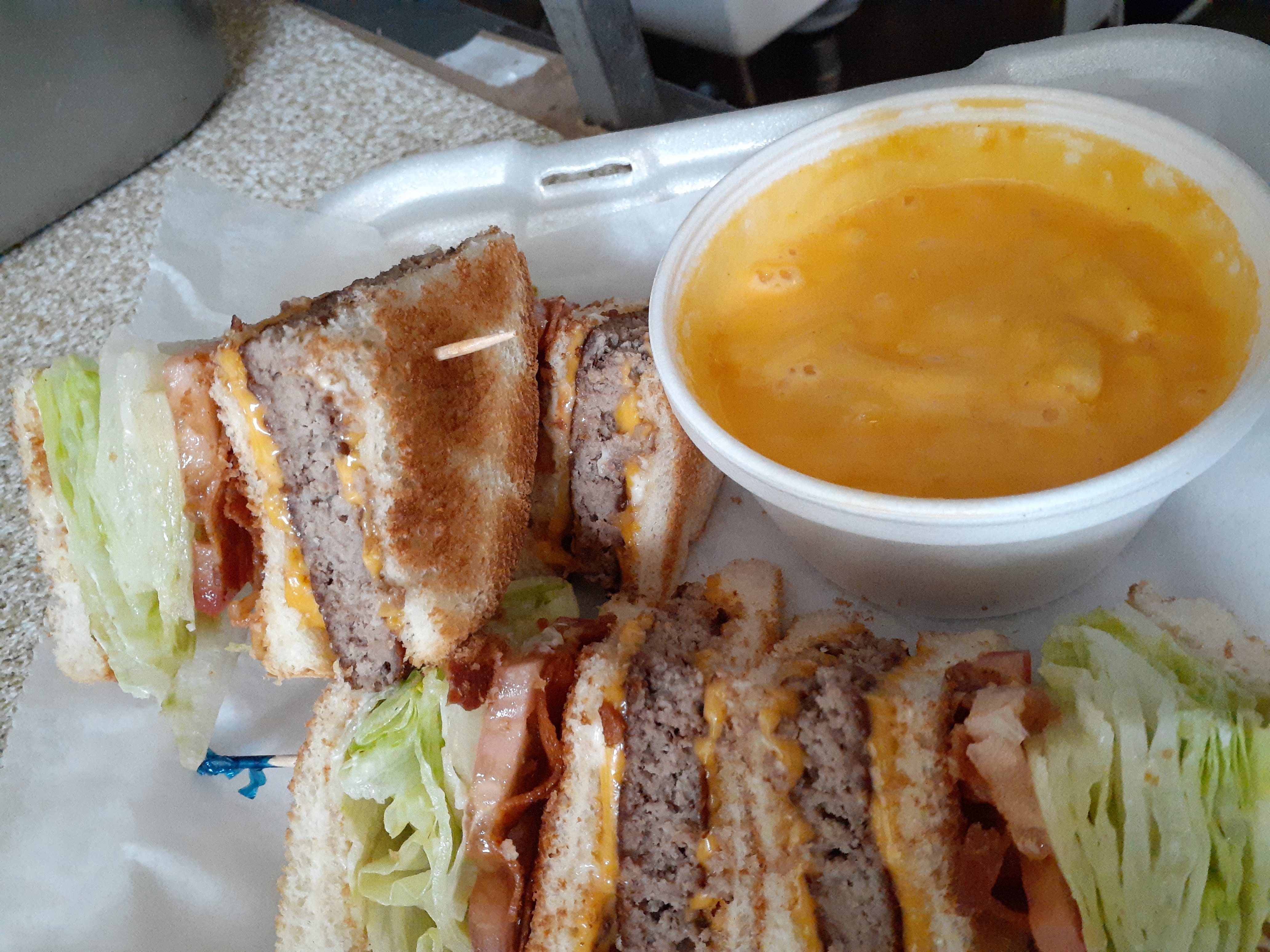 Order 1/2 Pound Cheeseburger Club Sandwich food online from Patriot Eatery & Pizzeria store, Dayton on bringmethat.com