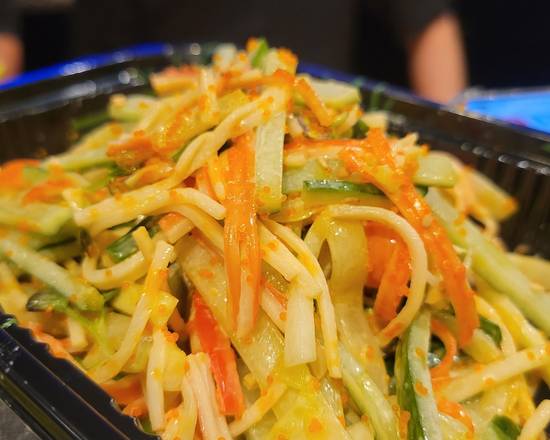 Order Crabmeat Salad. food online from Honshu Sushi & Noodles Lounge store, Jersey City on bringmethat.com