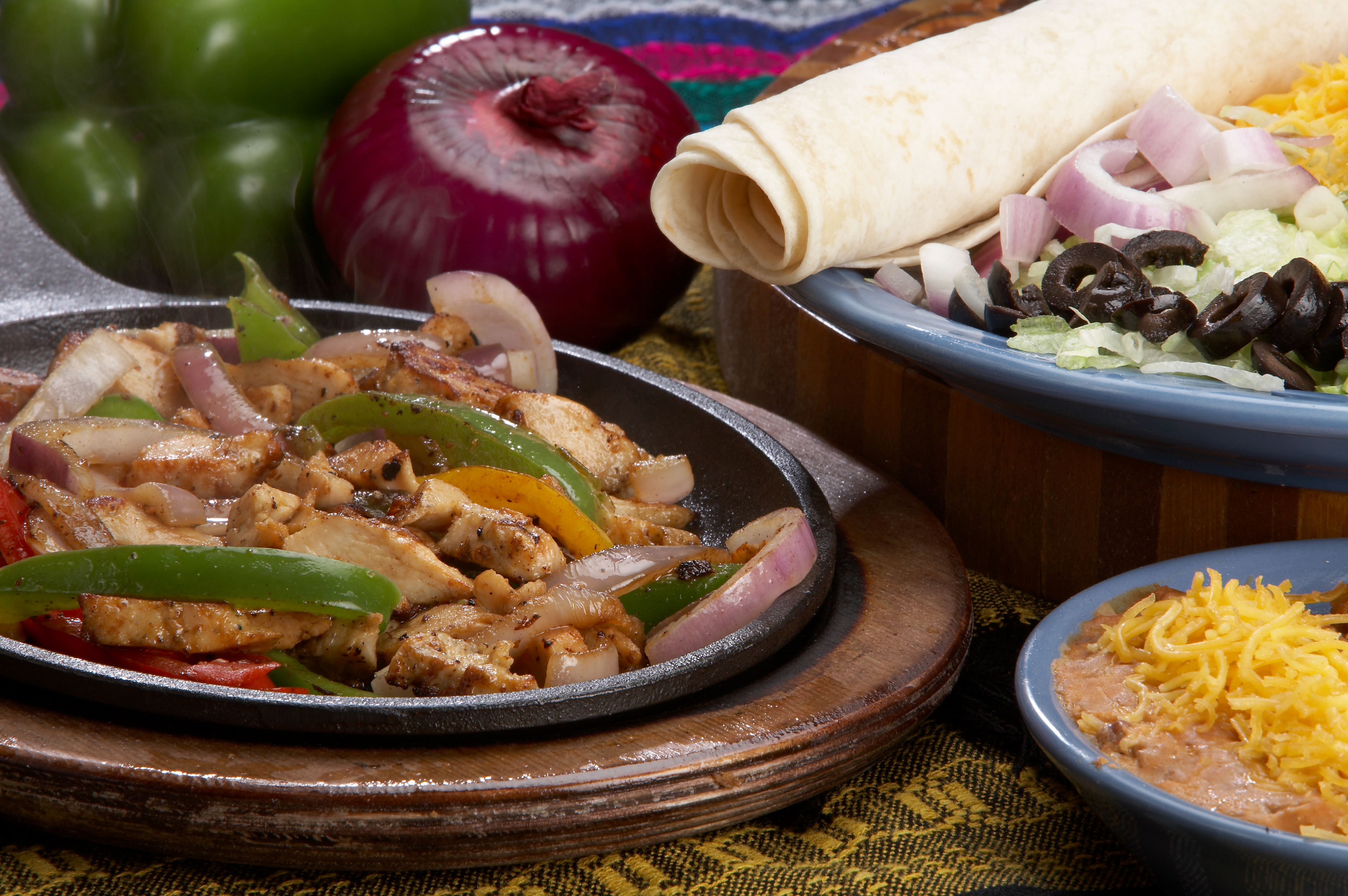 Order Chicken Fajitas food online from Rudy's Tacos - 11th St. store, Davenport on bringmethat.com