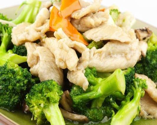 Order Steam Chicken with Mixed Vegetable food online from Lucky Buddha store, Atlanta on bringmethat.com