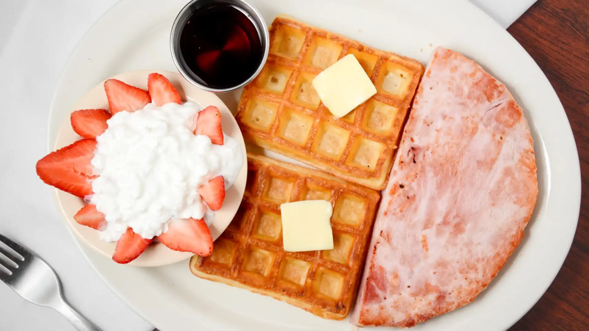 Order Belgian Waffle food online from Crazy Otto Diner store, Valencia on bringmethat.com