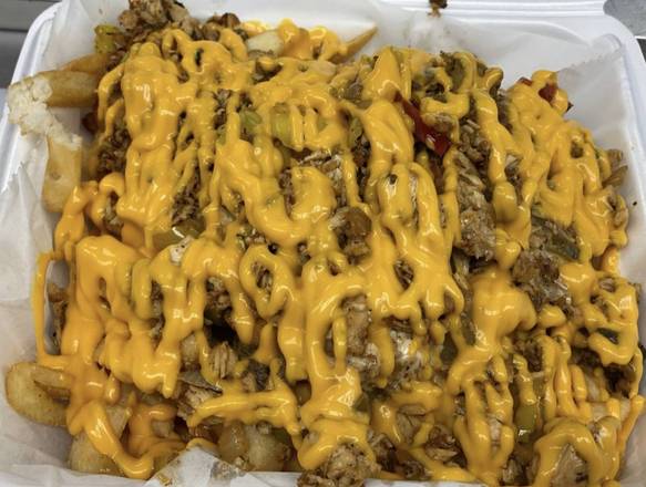 Order Shawn Style Philly Fries Chicken  food online from Big Shawns Cheesesteaks store, Grand Rapids on bringmethat.com