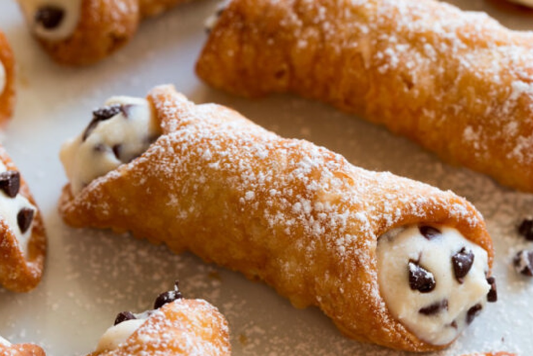Order Cannoli food online from Pines of Rome store, Bethesda on bringmethat.com