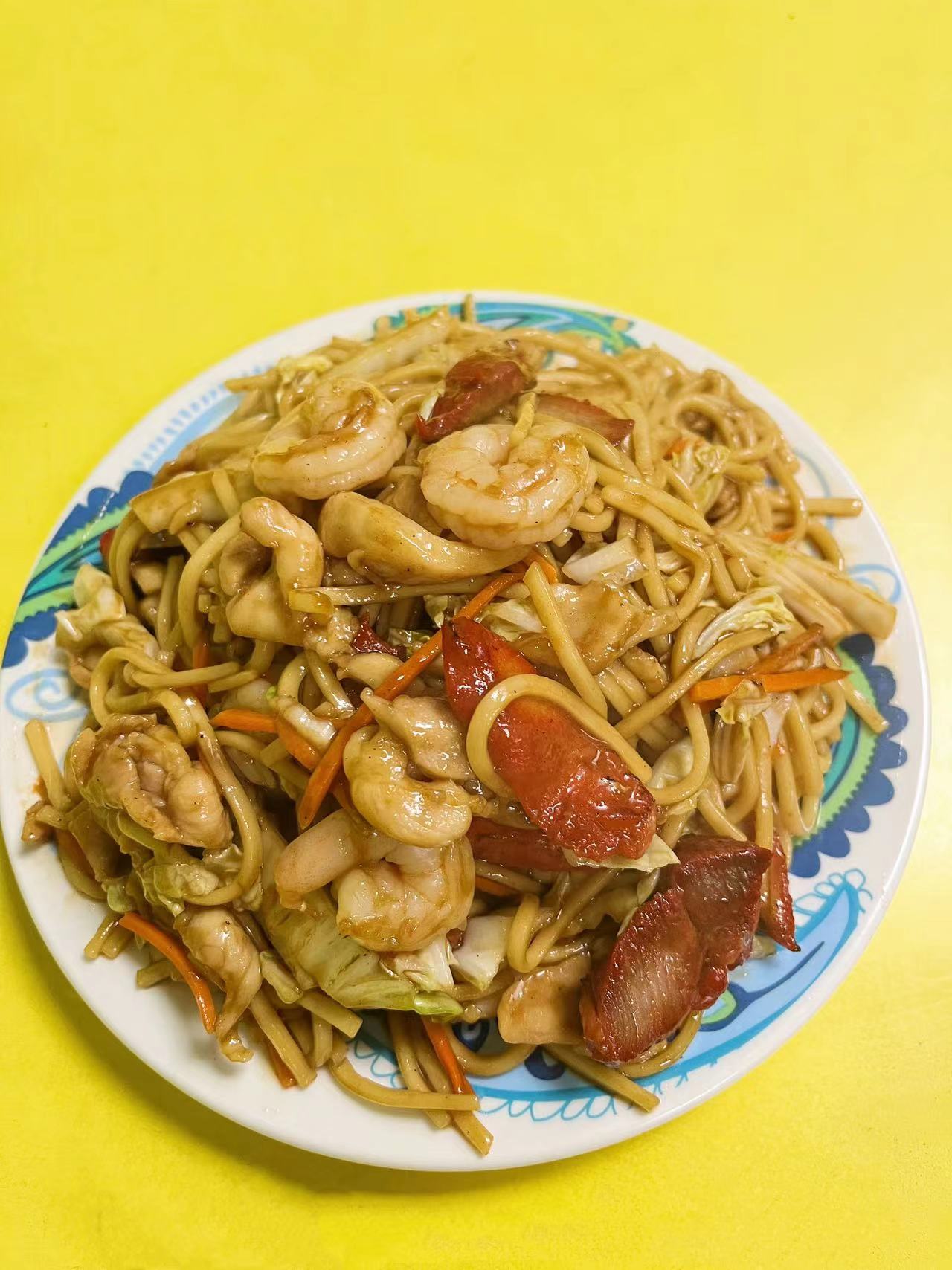 Order 44. House Special Lo Mein food online from China Dragon store, Nashville on bringmethat.com