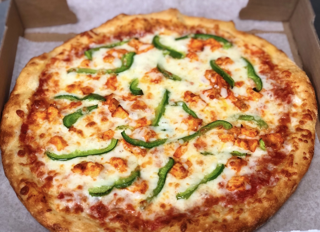 Order Buffalo Chicken Pizza food online from Mikie's pizza store, Baltimore on bringmethat.com