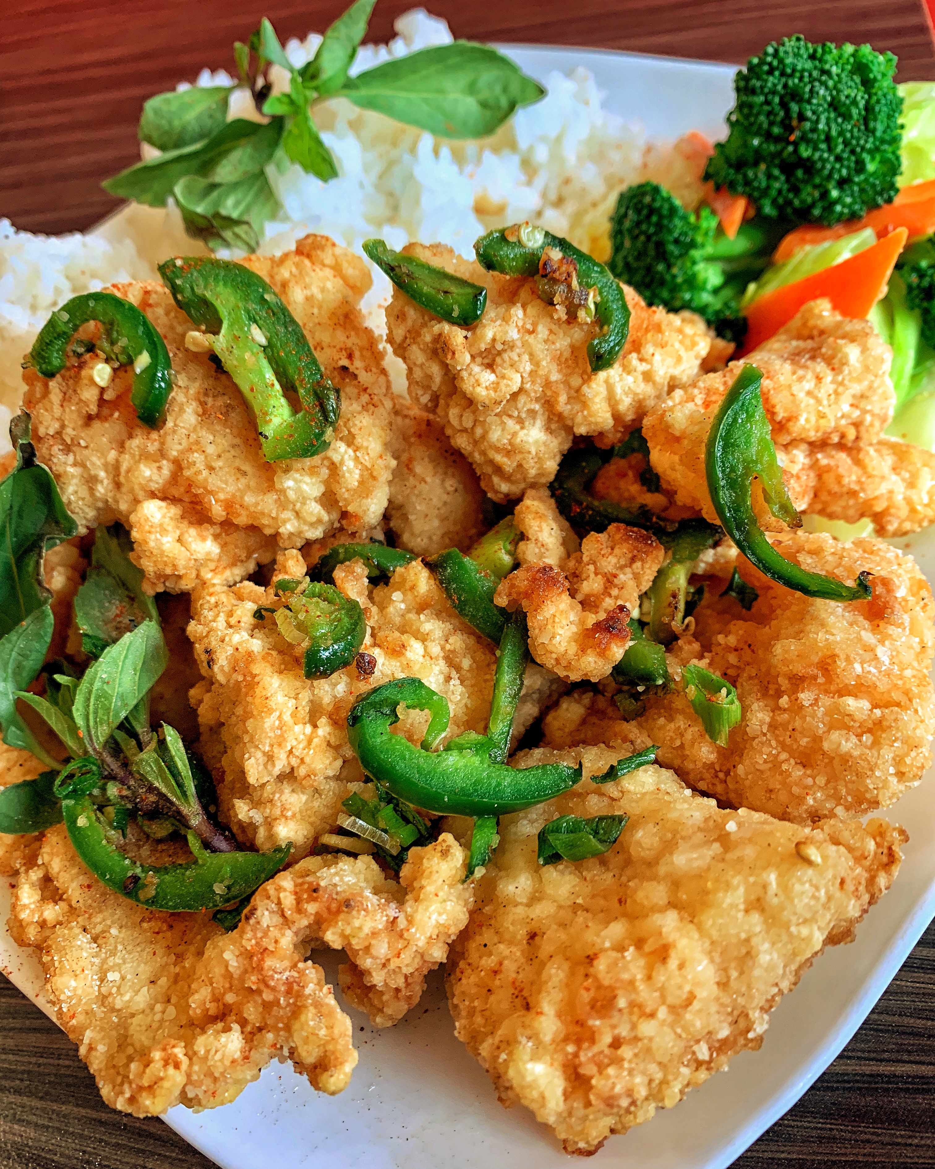 Order - Crispy Fish Nugget Rice / 鱼块飯 food online from Tea Spots store, West Covina on bringmethat.com
