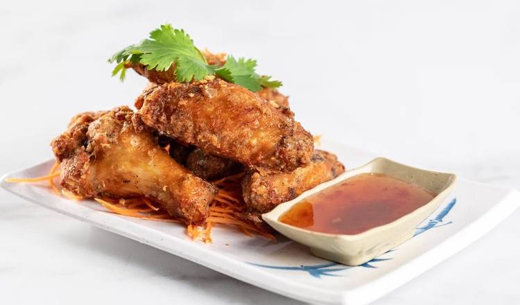Order Thai Chicken Wings food online from Zato Thai Cuisine & Sushi Bar store, Dallas on bringmethat.com