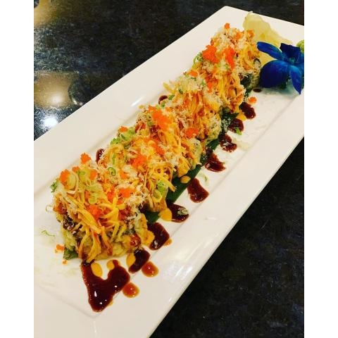 Order Vocano Roll food online from Ginza Japanese Cuisine store, Bloomfield on bringmethat.com