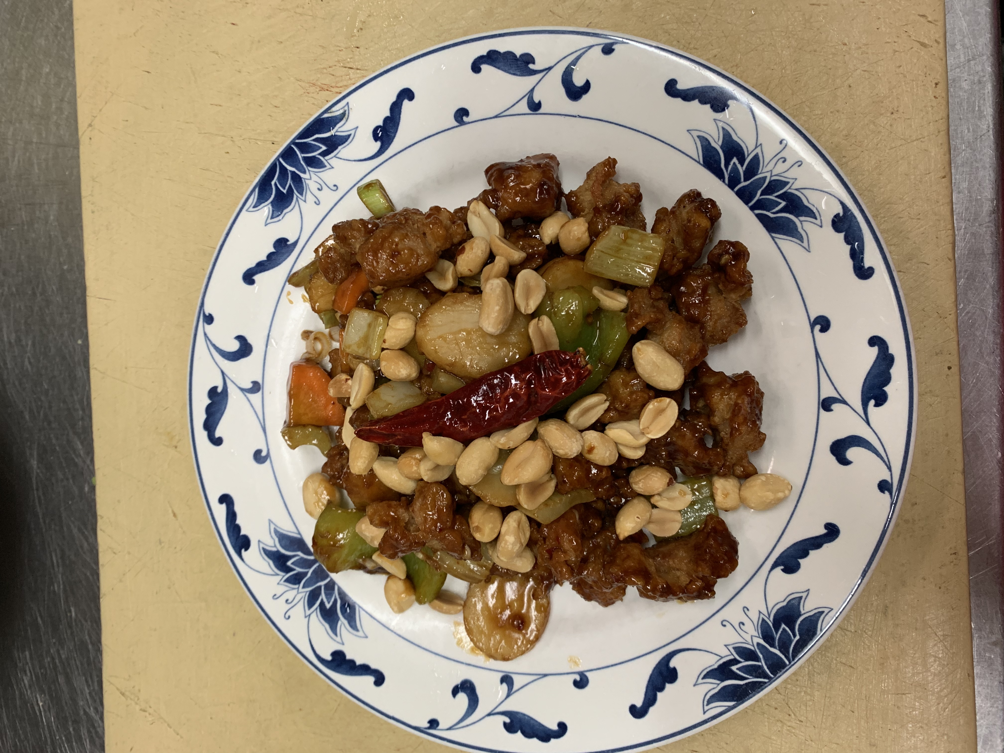 Order 61. Kung Pao Chicken food online from China Cafe store, Alexandria on bringmethat.com