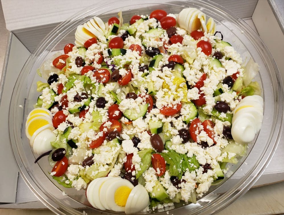 Order Greek Salad - Salad food online from Pat's Pizzeria store, Runnemede on bringmethat.com