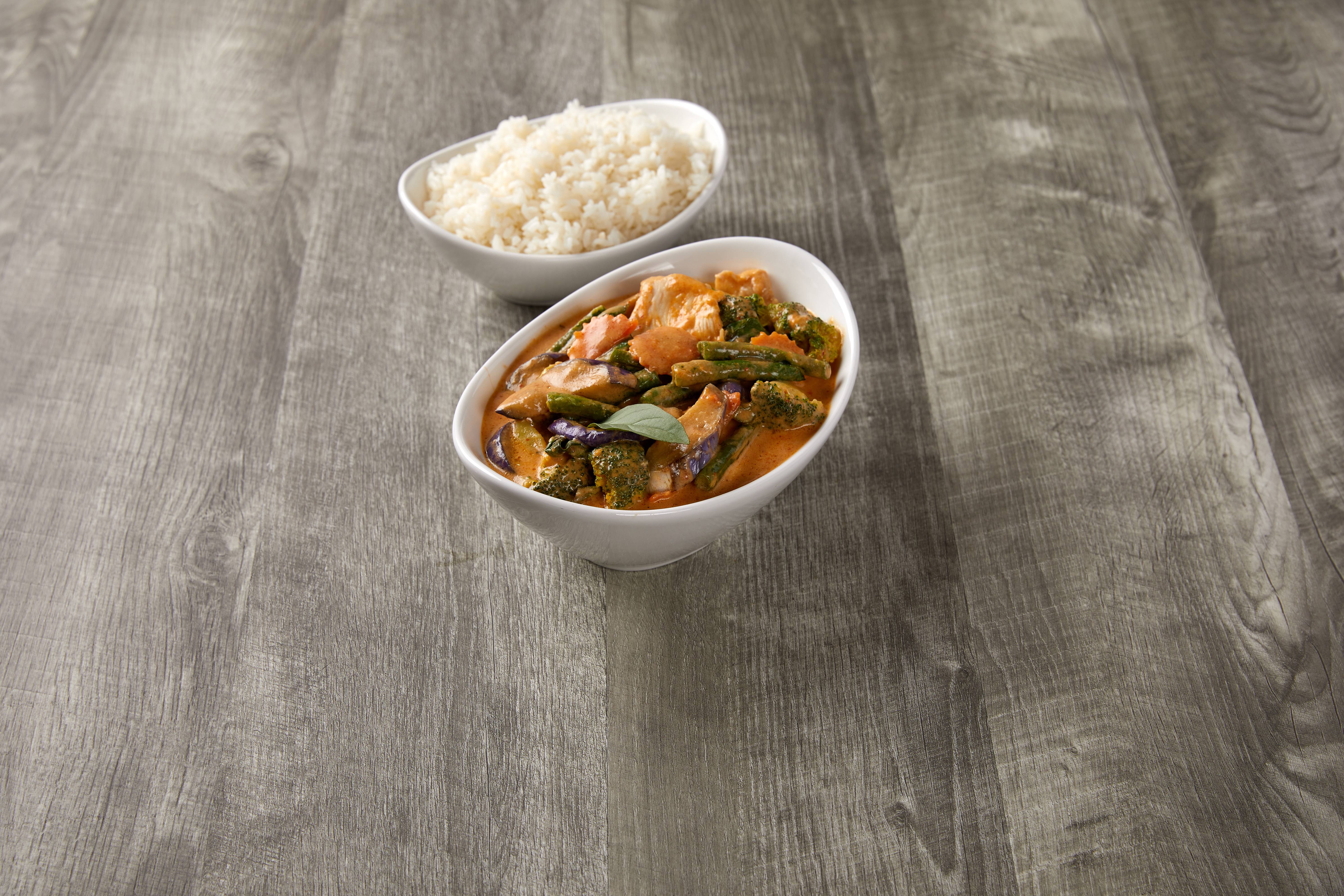Order Red Curry food online from Amerithai store, Philadelphia on bringmethat.com