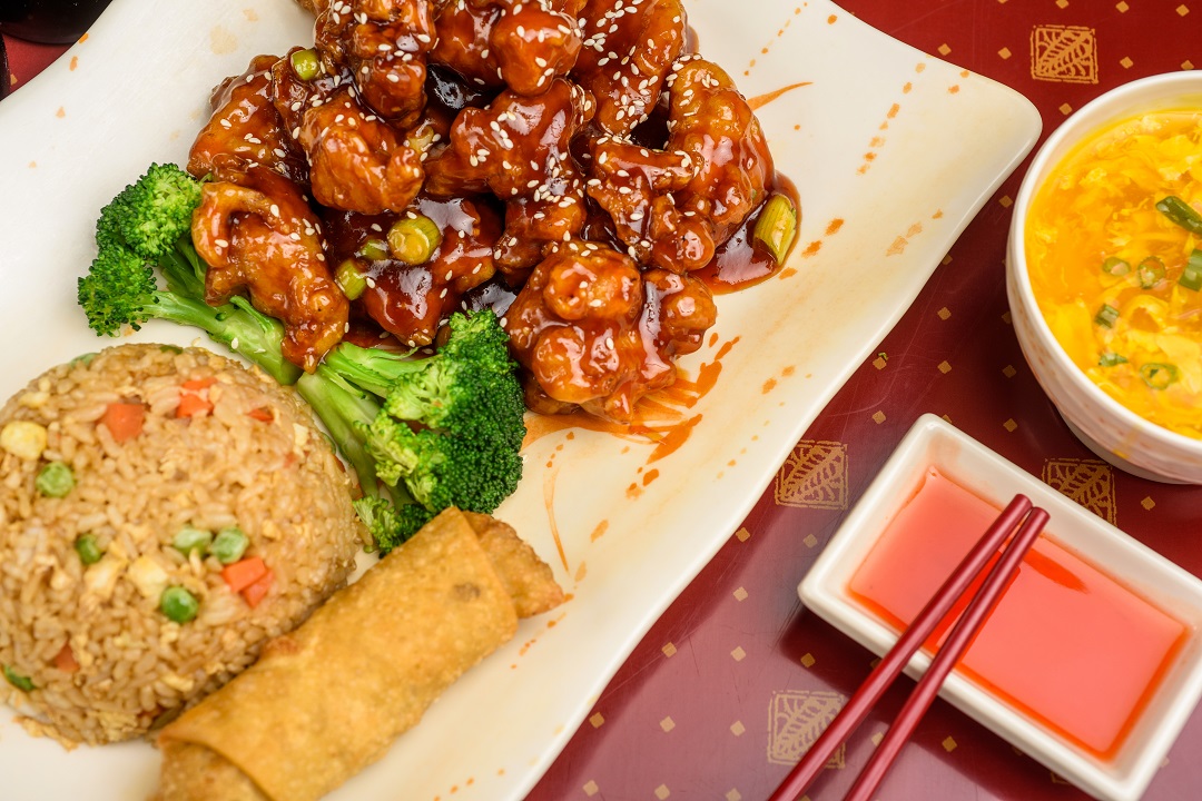 Order C3. Sesame Chicken Dinner Combo Platter food online from Ling Sushi store, Topeka on bringmethat.com