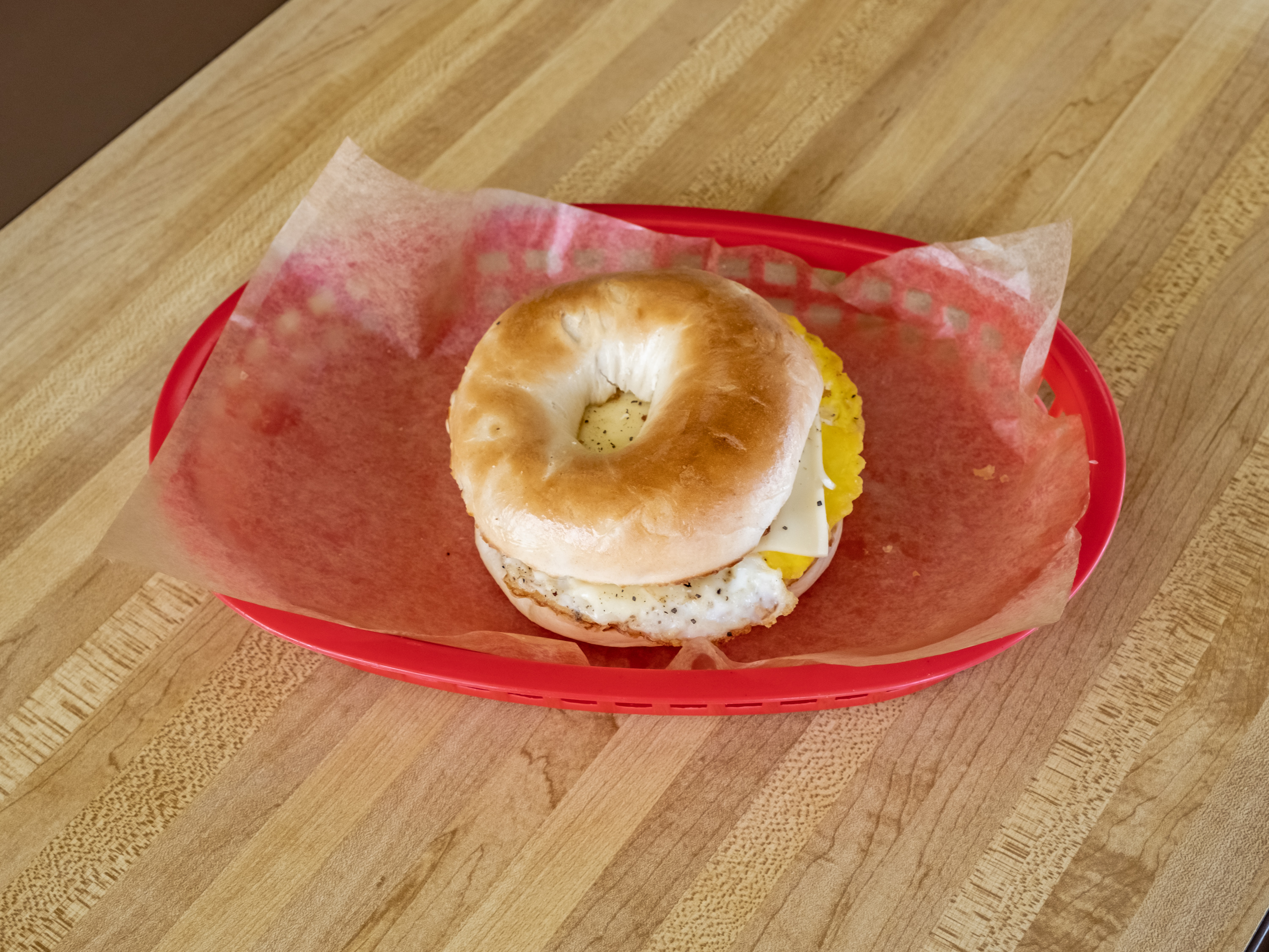 Order #8. Egg and cheese. Bagel 說 food online from Donut Plus store, Orange on bringmethat.com