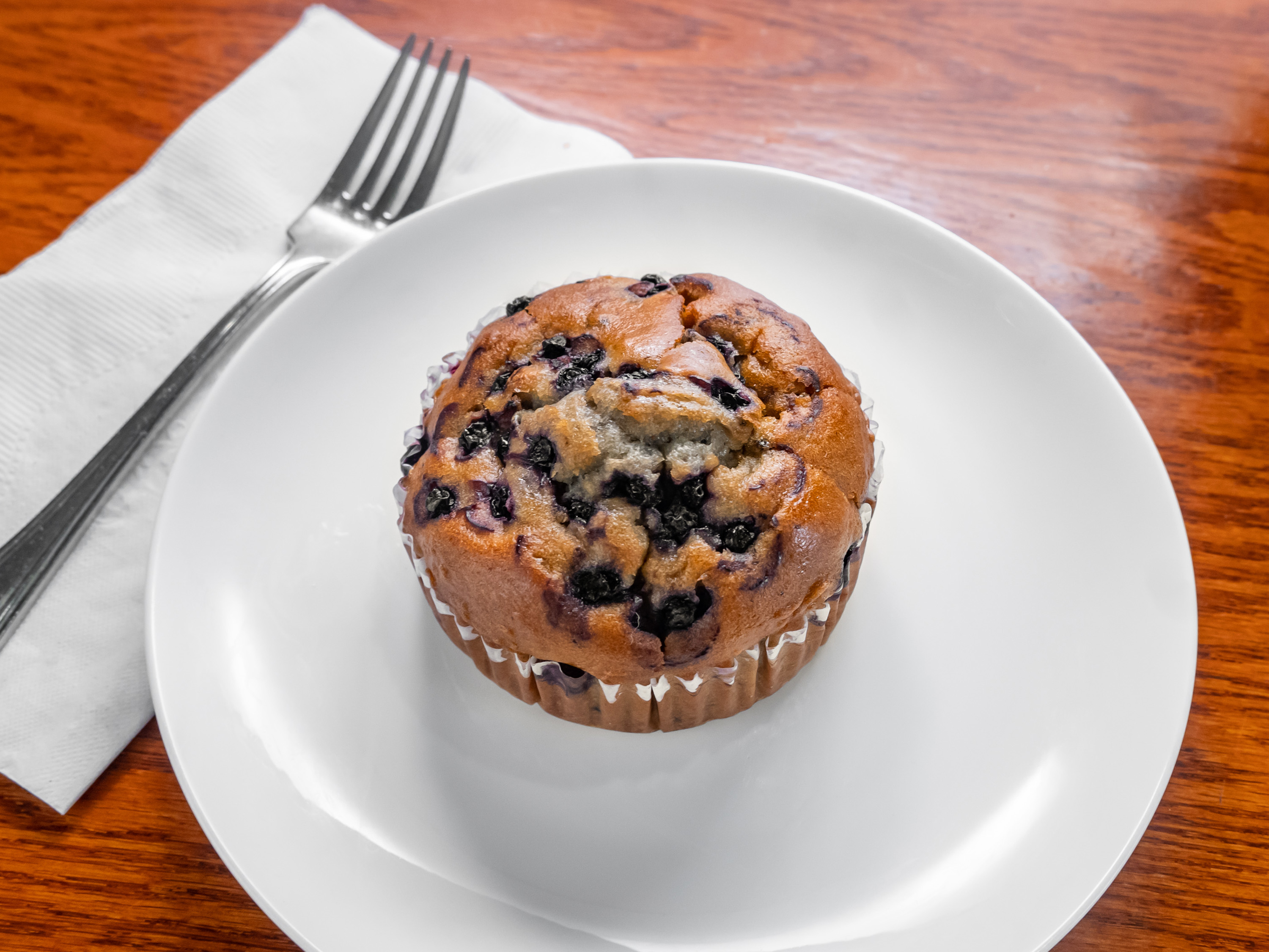 Order Blueberry Muffin food online from Mt. Airy Breakfast & Lunch store, Philadelphia on bringmethat.com