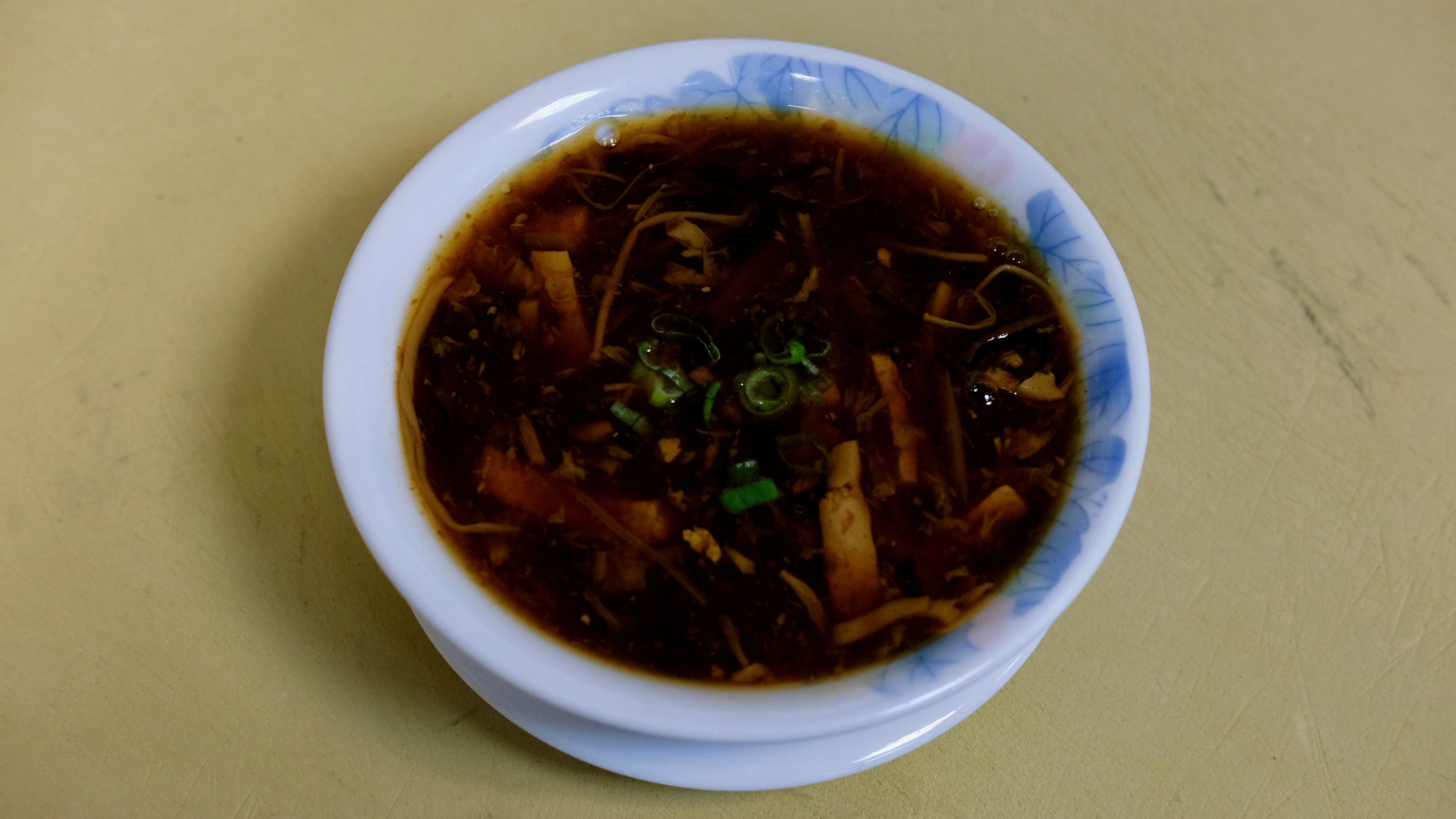 Order 19. Hot and Sour Soup food online from Ollie's Sichuan store, New York on bringmethat.com
