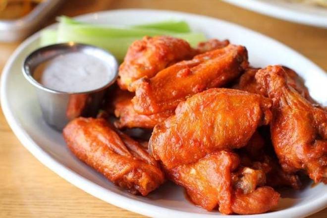Order 6 Wings food online from Twin Peaks store, Indianapolis on bringmethat.com