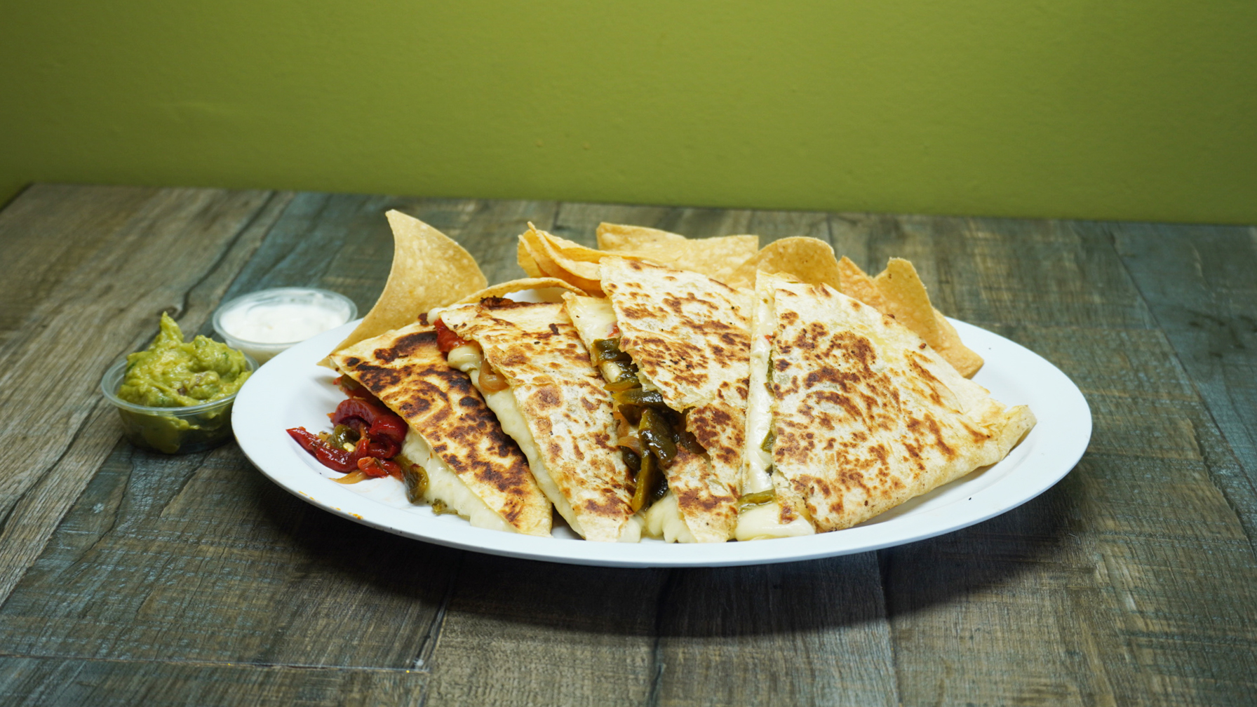 Order Cheese Quesadilla food online from Benny's tacos & chicken rotisserie store, Los Angeles on bringmethat.com