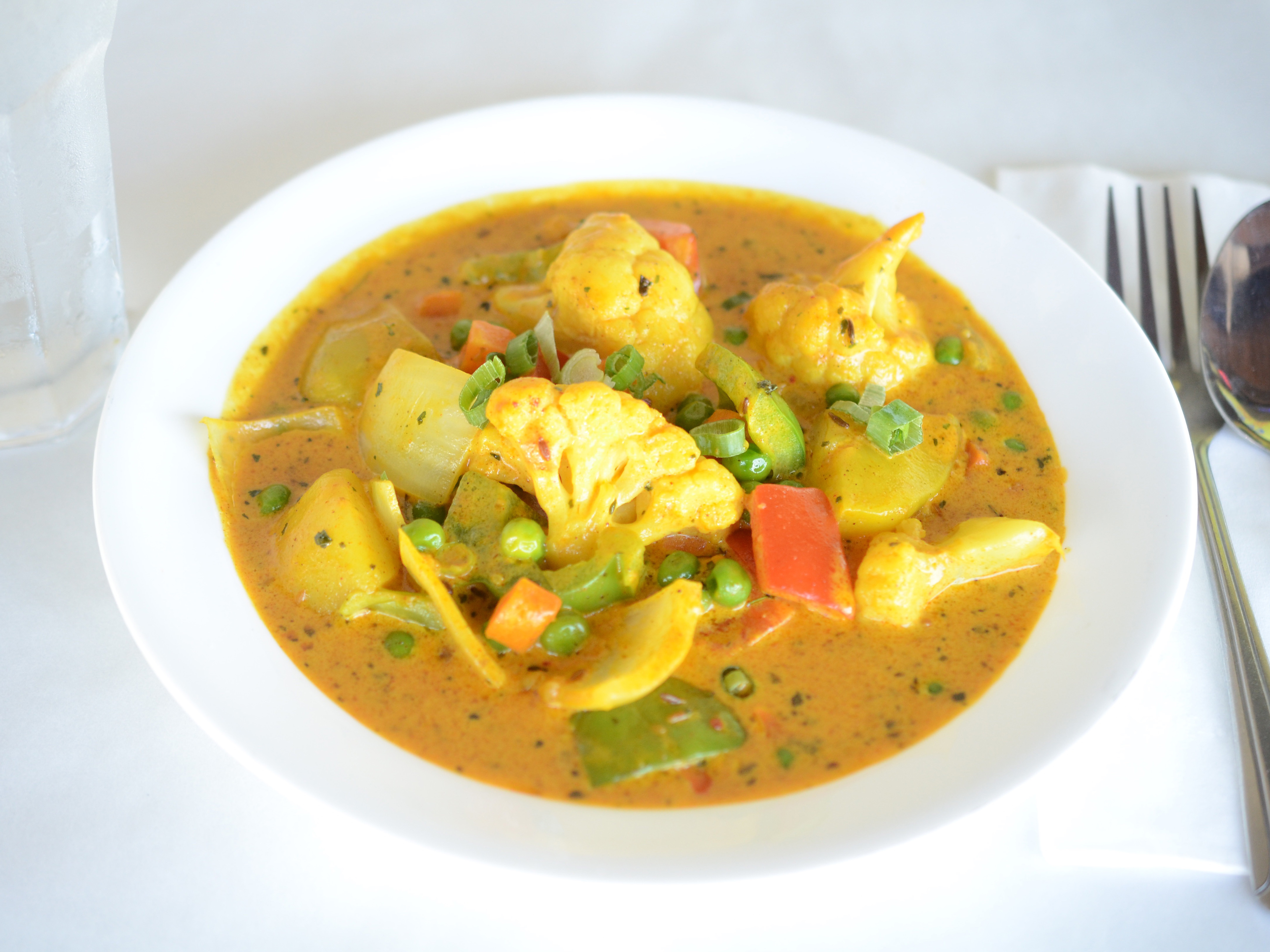 Order Mix Vegetable Curry food online from Taste Of India store, Fremont on bringmethat.com