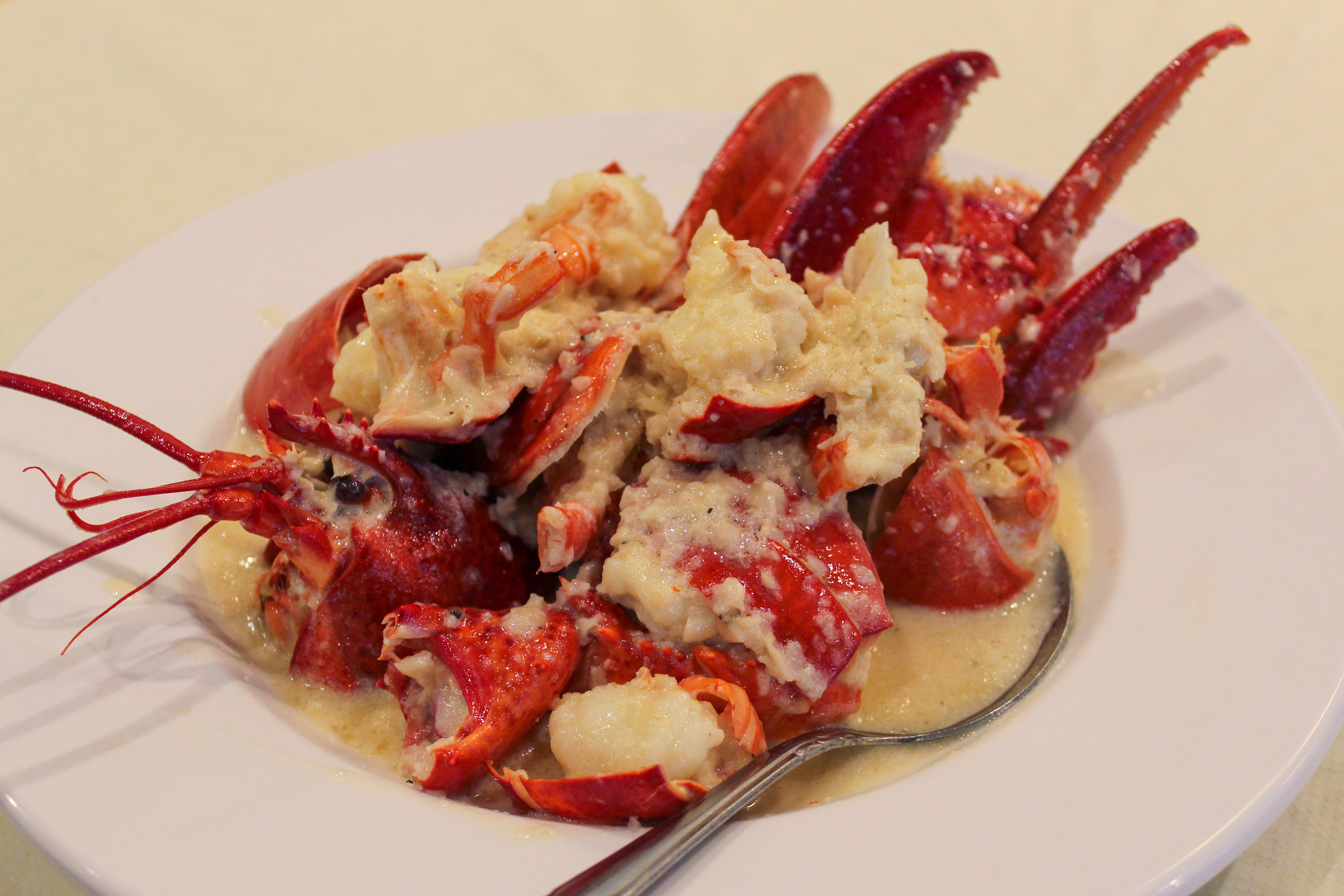 Order Garlic Butter Lobster  food online from PPQ Dungeness Island store, San Francisco on bringmethat.com