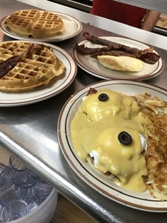 Order Eggs Benedict food online from Waffles Breakfast & Lunch store, Salinas on bringmethat.com