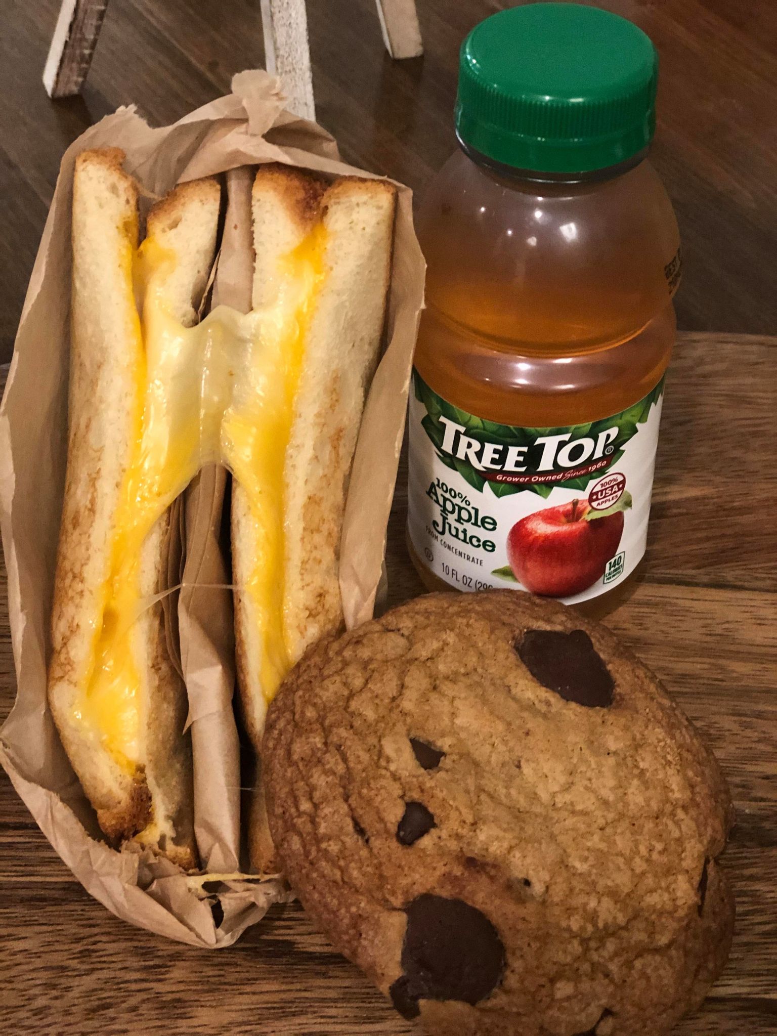 Order Melted Cheese Sandwich with Cookie and Juice food online from La Matcha Cafe store, Burlingame on bringmethat.com