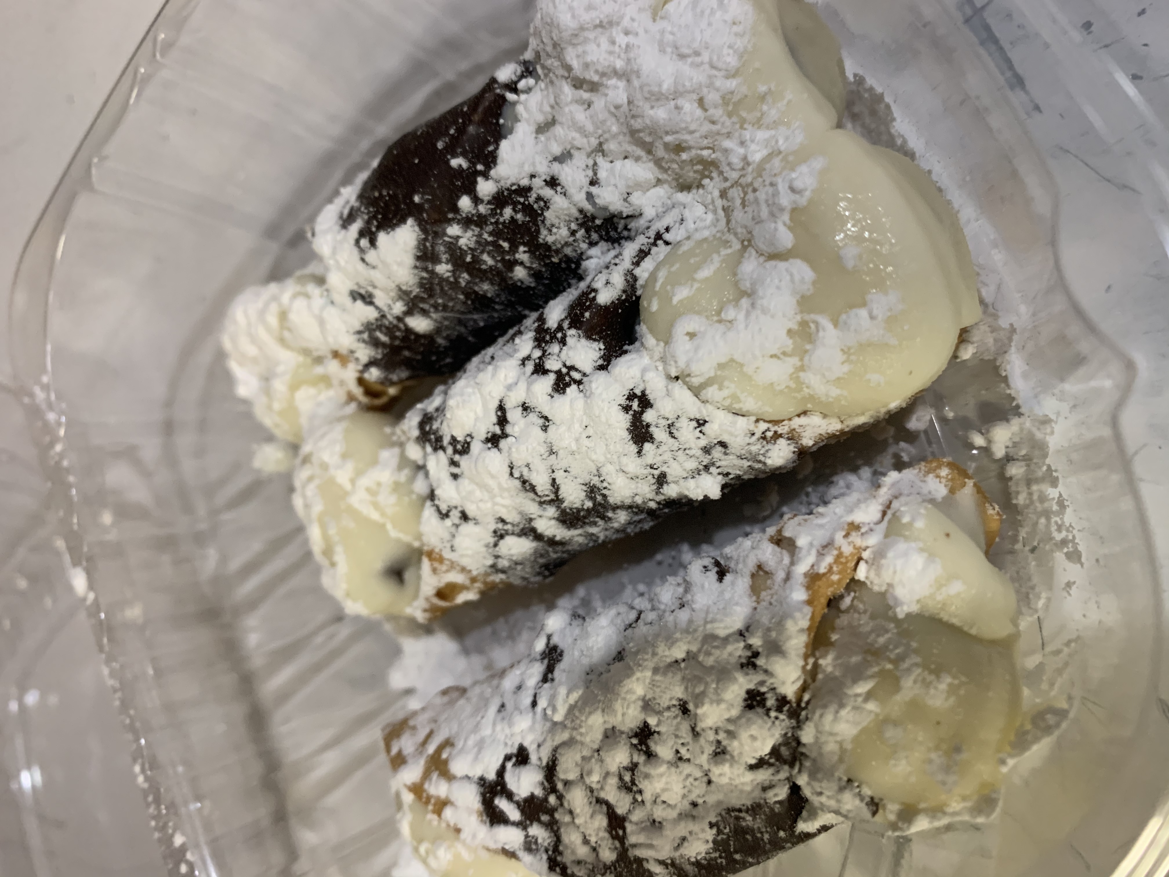 Order Mini Cannoli food online from Two Cousin Pizza & Italian store, Mount Joy on bringmethat.com