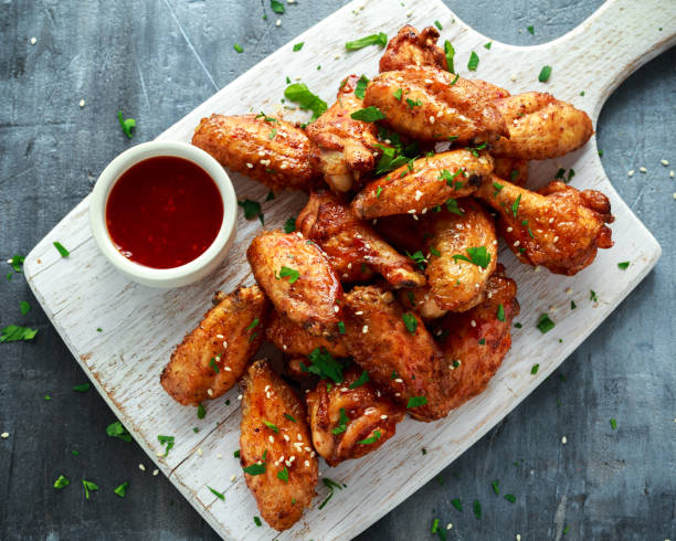 Order 10 Buffalo Wings food online from Fast Pizza Delivery store, Mountain View on bringmethat.com