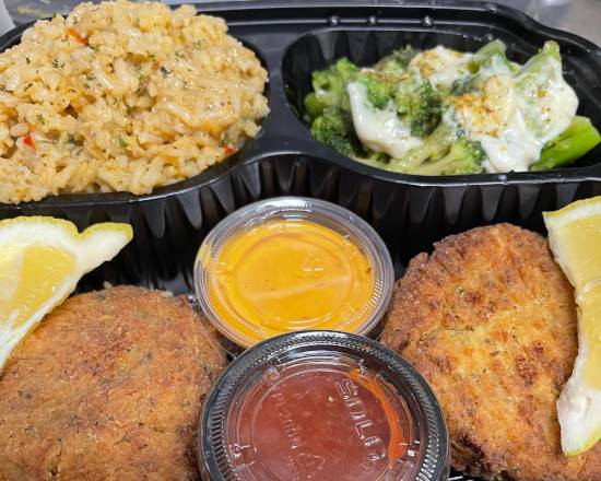 Order Crab Cakes food online from Sooo Delicious Soul Food Cafe store, Philadelphia on bringmethat.com