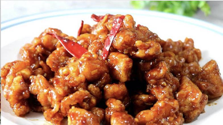 Order 701. Sweet and Sour Chicken 甜酸雞 food online from Mandarin House store, Portland on bringmethat.com