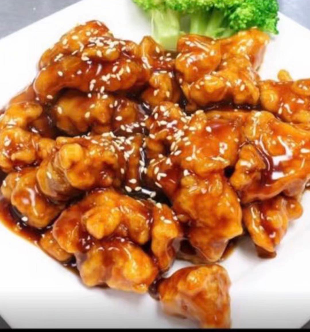 Order H8. Sesame Chicken food online from Moon Buffet store, Eleanor on bringmethat.com