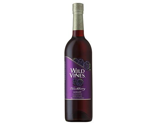 Order Wild Vines Strawberry White Zinfandel Wine, 750mL blush wine (7.5% ABV) food online from Kenny Liquor Market store, ANAHEIM on bringmethat.com