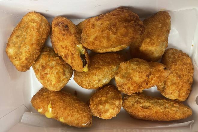 Order Mozzarella Sticks (3 pcs) and Jalapeño Poppers (3 pcs) food online from Kennedy Fried Chicken store, Monticello on bringmethat.com