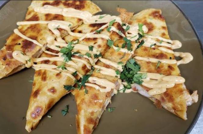 Order Chicken Quesadilla food online from Shawn O'Donnell's American store, Seattle on bringmethat.com