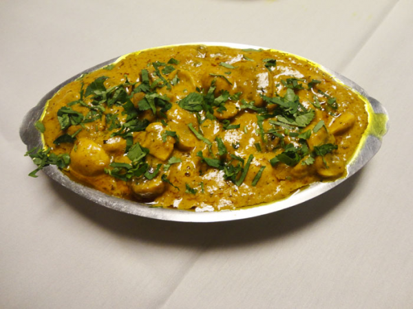 Order Mushroom Korma  food online from Mantra Indian Cuisine  store, Ontario on bringmethat.com