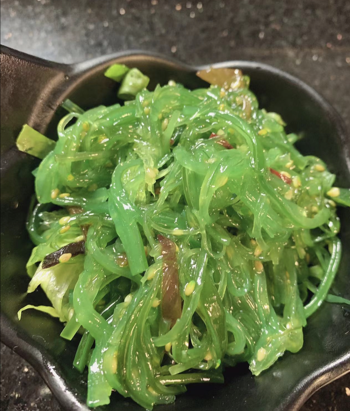 Order Seaweed Salad food online from Super Sushi store, Las Vegas on bringmethat.com