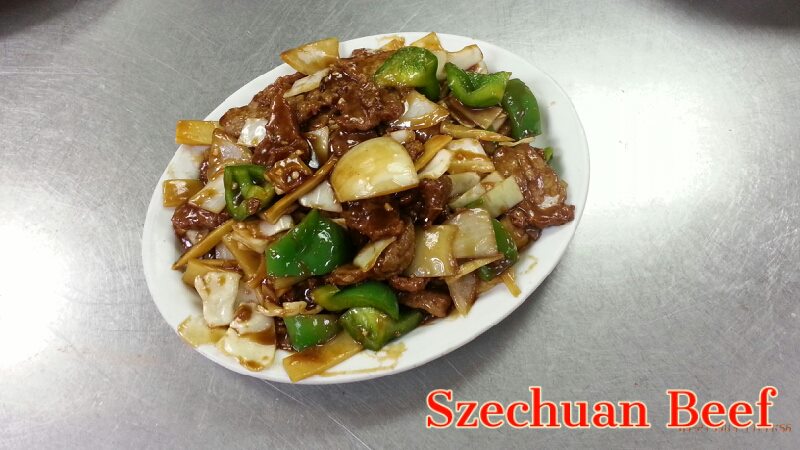 Order 84. Szechuan Beef food online from Golden Bowl store, Westmont on bringmethat.com