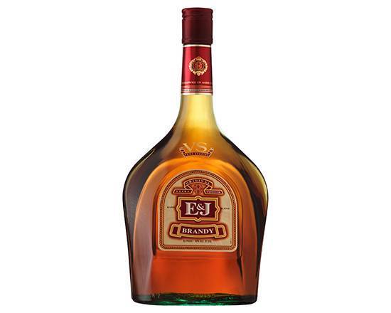 Order E&J VS, 1L brandy (40.0% ABV) food online from Signal Liquor store, Signal Hill on bringmethat.com