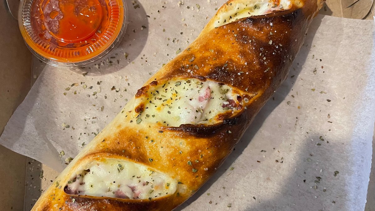 Order Italian Stromboli food online from Two Cousins Pizza and Italian Restaurant store, Lancaster on bringmethat.com