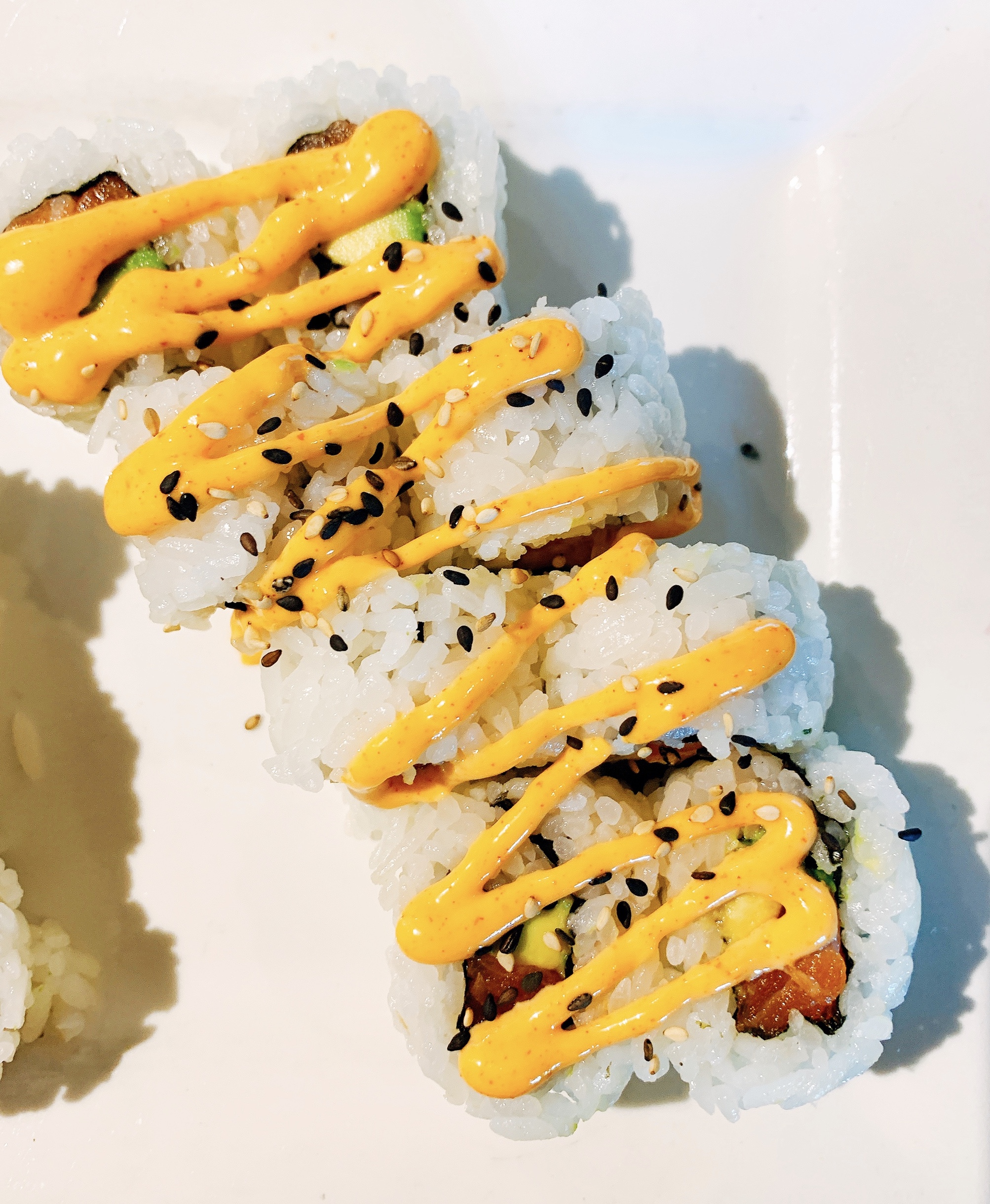 Order Spicy Salmon Avocado Roll food online from Sushi Rock store, Arlington on bringmethat.com