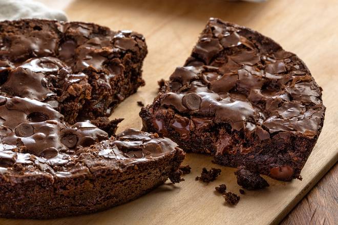 Order Mega Triple Chocolate Brownie food online from Uno Pizzeria store, Upper Providence on bringmethat.com