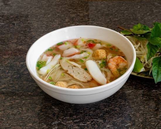 Order Rice Noodle Soup with Shrimp, Squids, Fish Ball, Fish Cake, Crab Meat (Hú Tiêu Hai San) food online from Pho Saigon City store, Pleasanton on bringmethat.com