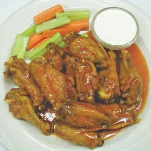 Order Buffalo Wings food online from Murph's Restaurant & Bar store, Franklin Square on bringmethat.com