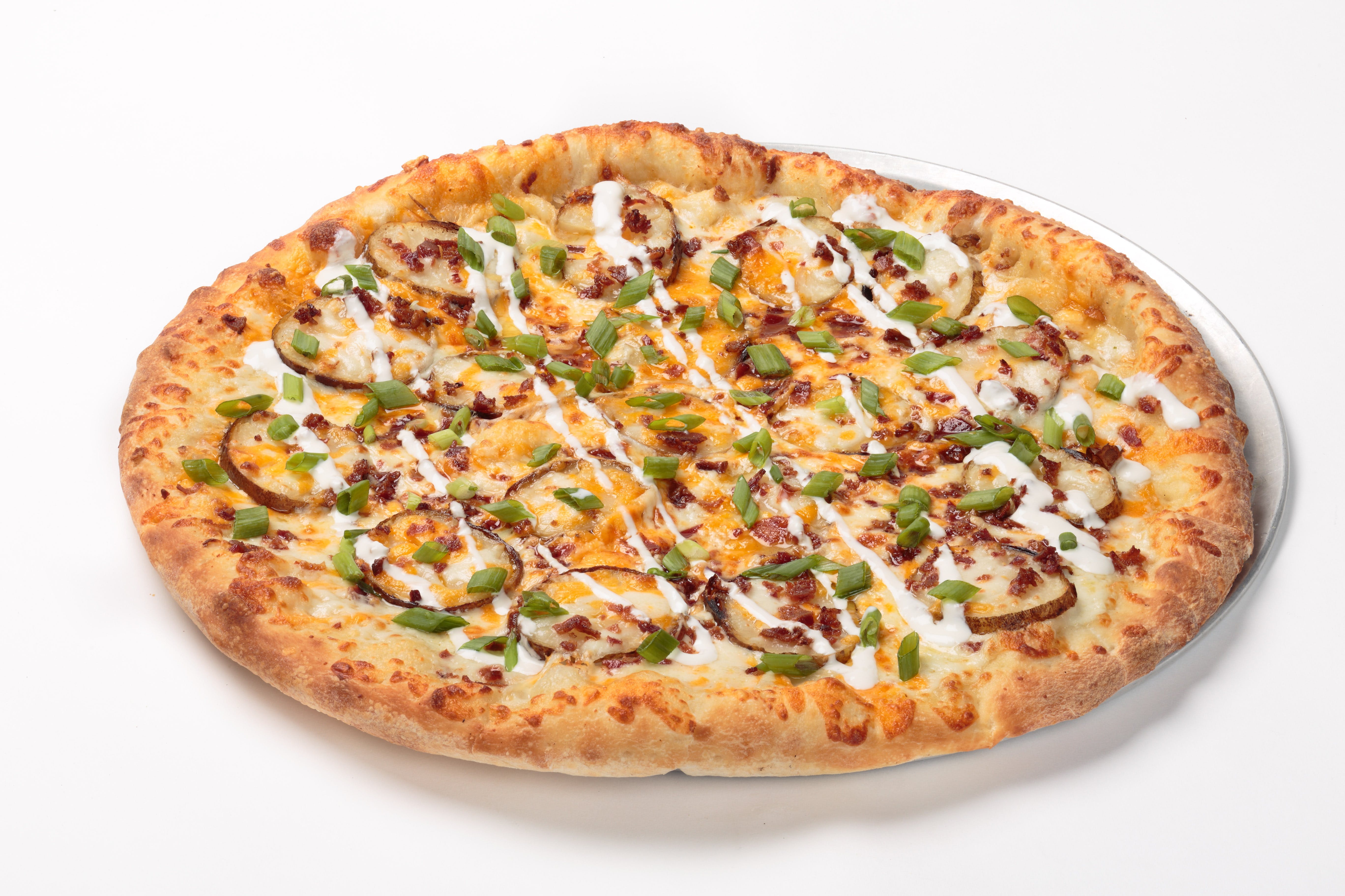 Order Loaded Baked Potato Pizza - Small 10'' (4 Slices) food online from Oggi Sports | Brewhouse | Pizza store, Garden Grove on bringmethat.com