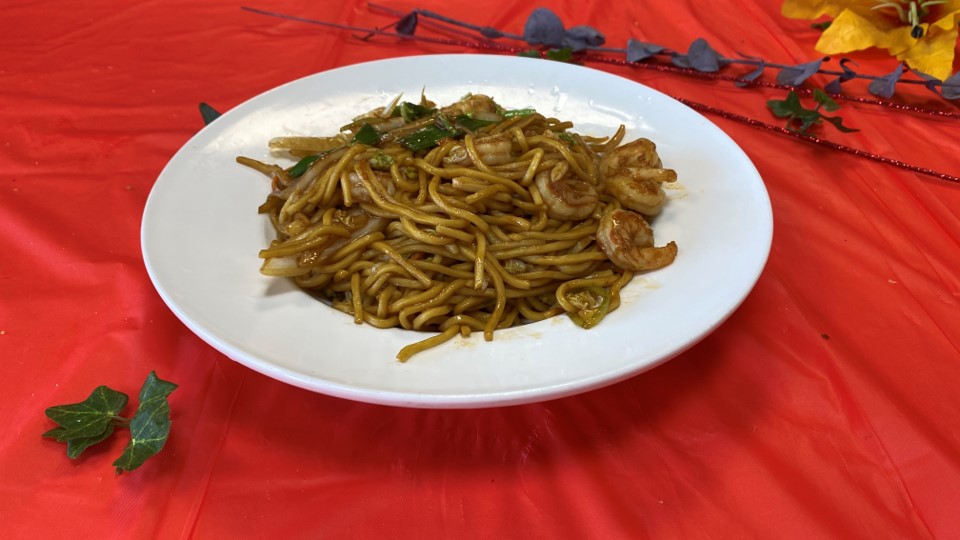 Order 36. Shrimp Lo Mein food online from Kam Fung Kitchen store, Brooklyn on bringmethat.com
